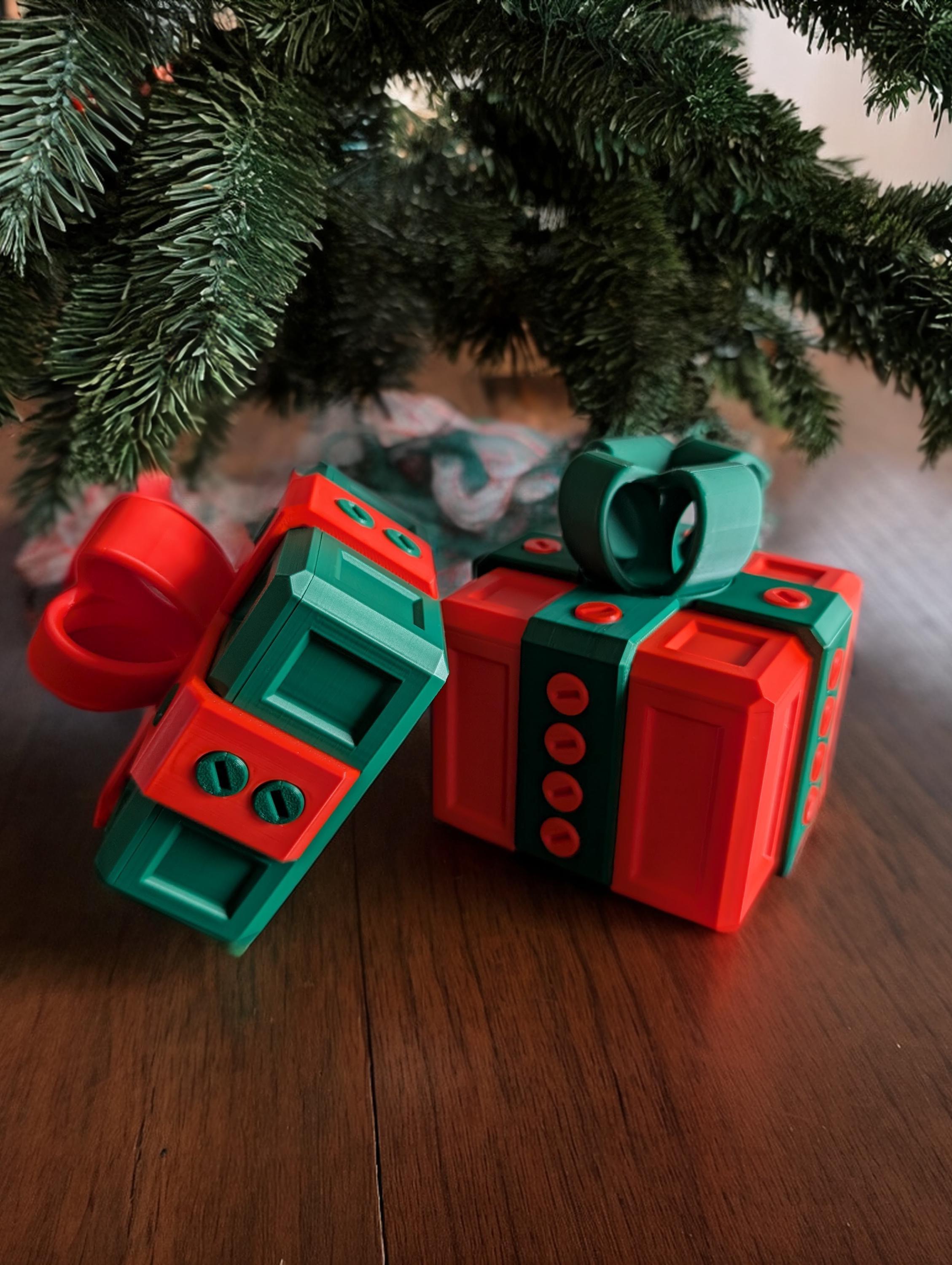 Locking Gift Box: Puzzle Present – Peachy Buns